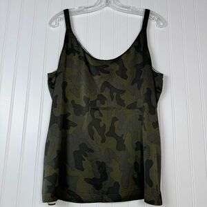 White House Black Market Tank Size L Reversible V-neck Floral / Camo NWT